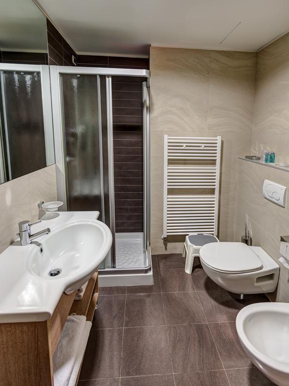 Hotel Capital Rovigo Exterior photo
