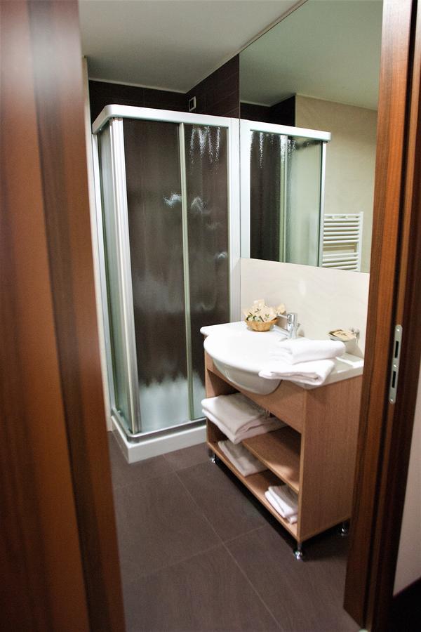Hotel Capital Rovigo Exterior photo